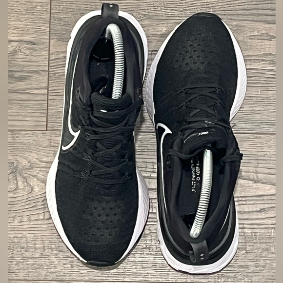 Nike Wmns React Infinity Run Flyknit 2 Black-CT2423-002 - Picture 10 of 13